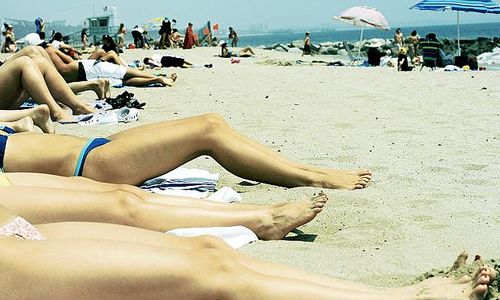5 Tips to Date Younger Women Successfully 5 Tips to Date Younger Women Successfully