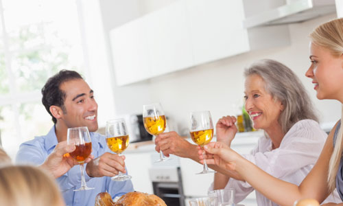 6 Tips on How to Bond With Your In-Laws