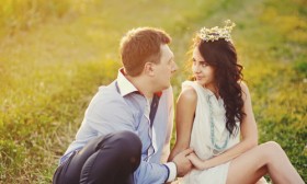 8 Ways to Steal a Woman's Heart
